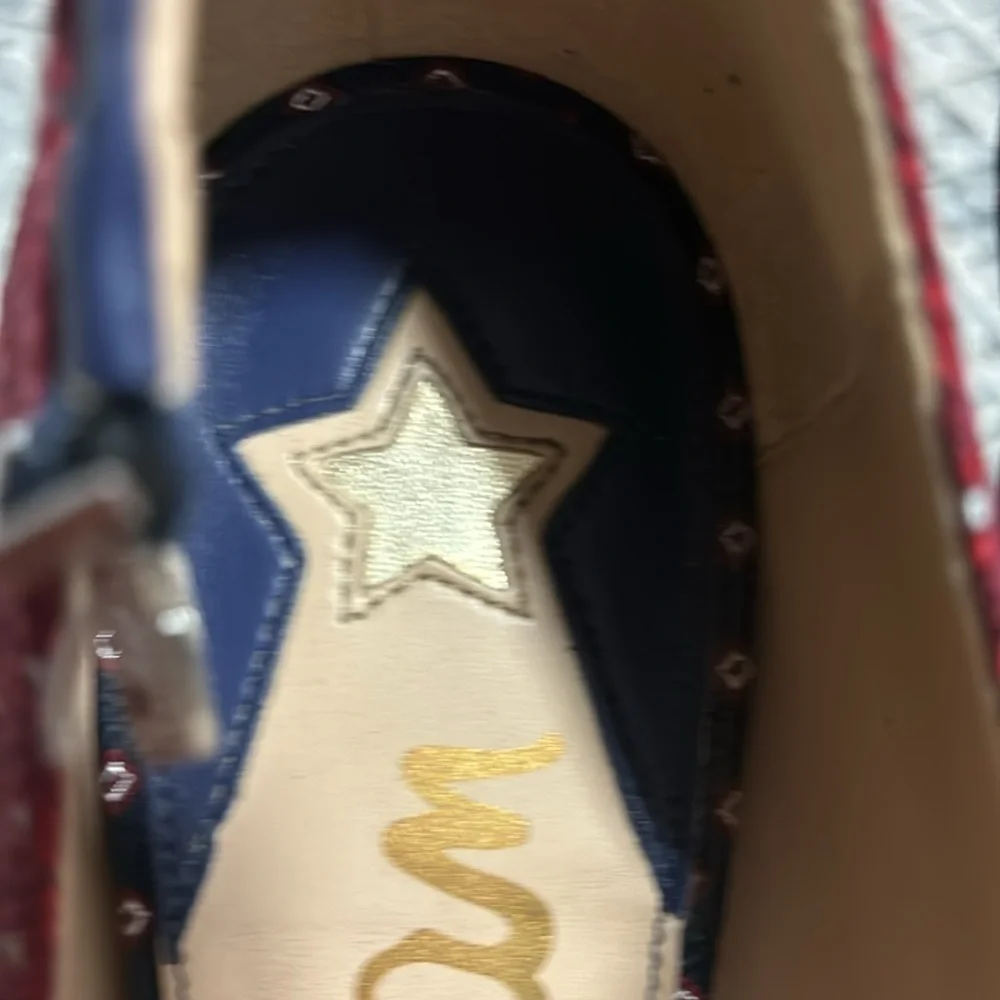 Sam Edelman heels for eve party, rare find, embroidered on front - Picture 3 of 9